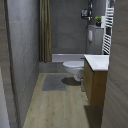 Agreable Duplex Proche De Toutes Commodites דירה