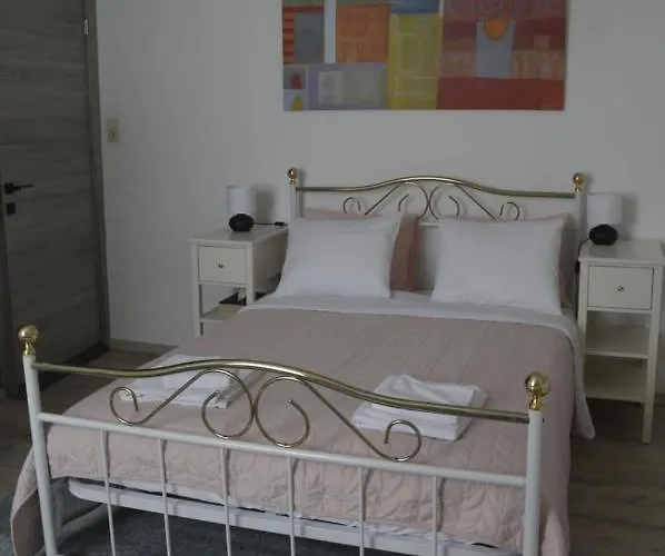 Duplex Proche De Toutes Commodités *